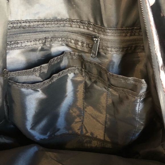 ♥️Supreme Black Backpack ♥️ - Picture 10 of 11